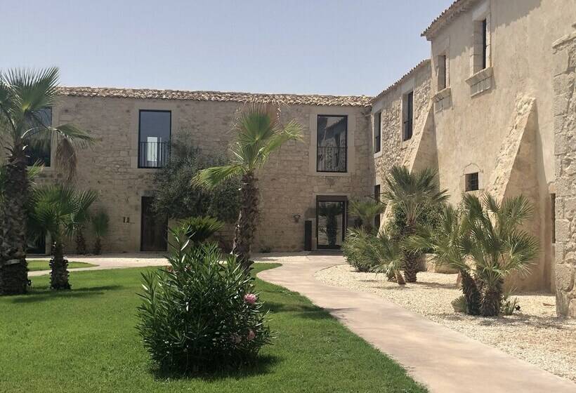 مسافرخانه Pietra D Acqua