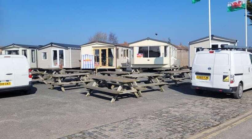 هتل Family Friendly 2 Bed Caravan In Rhyl, North Wales