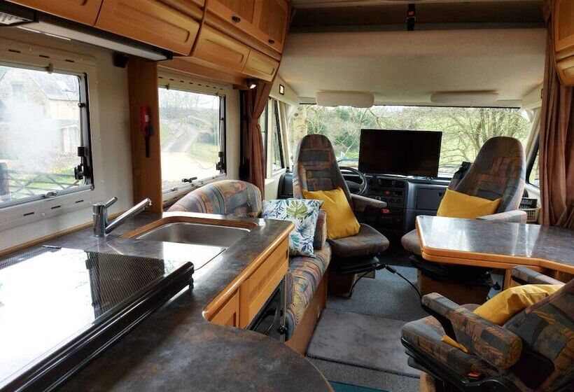 هتل Large Static Motorhome Stunning Countryside Views