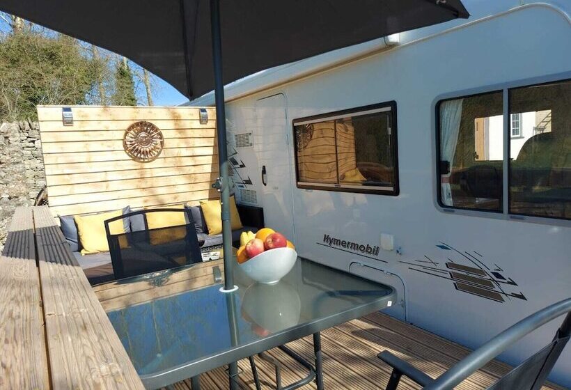 هتل Large Static Motorhome Stunning Countryside Views