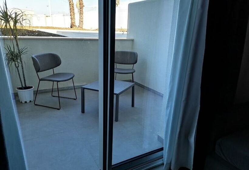 هتل Resort La Battigia Beach & Spa