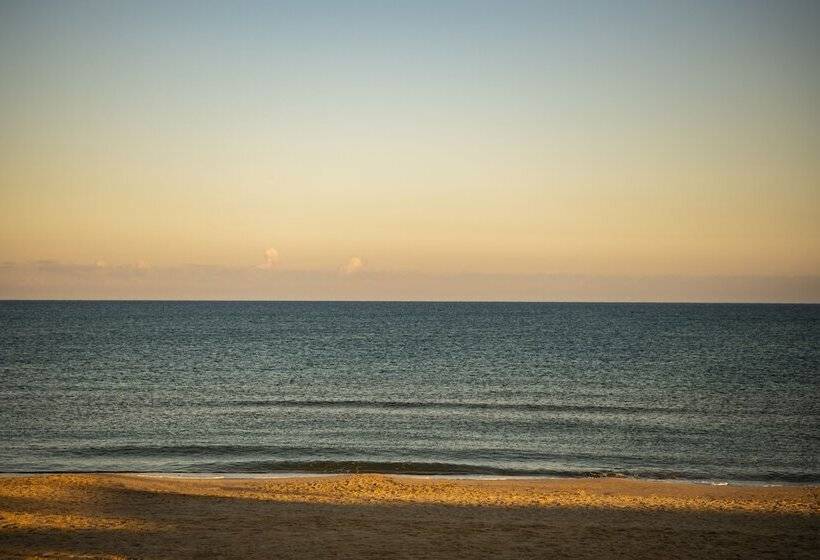 هتل Resort La Battigia Beach & Spa
