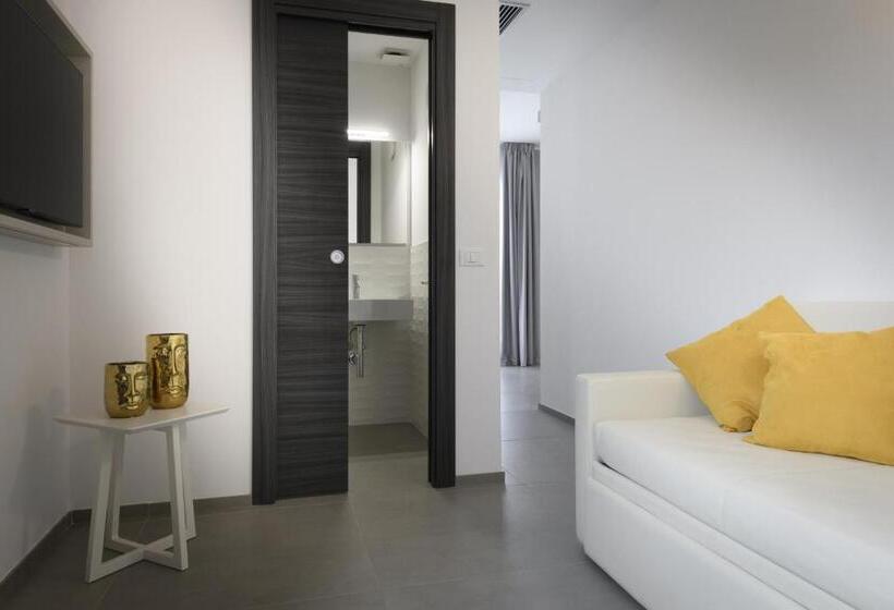 هتل Resort La Battigia Beach & Spa