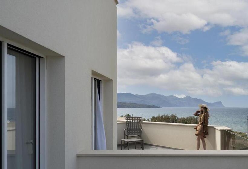 هتل Resort La Battigia Beach & Spa