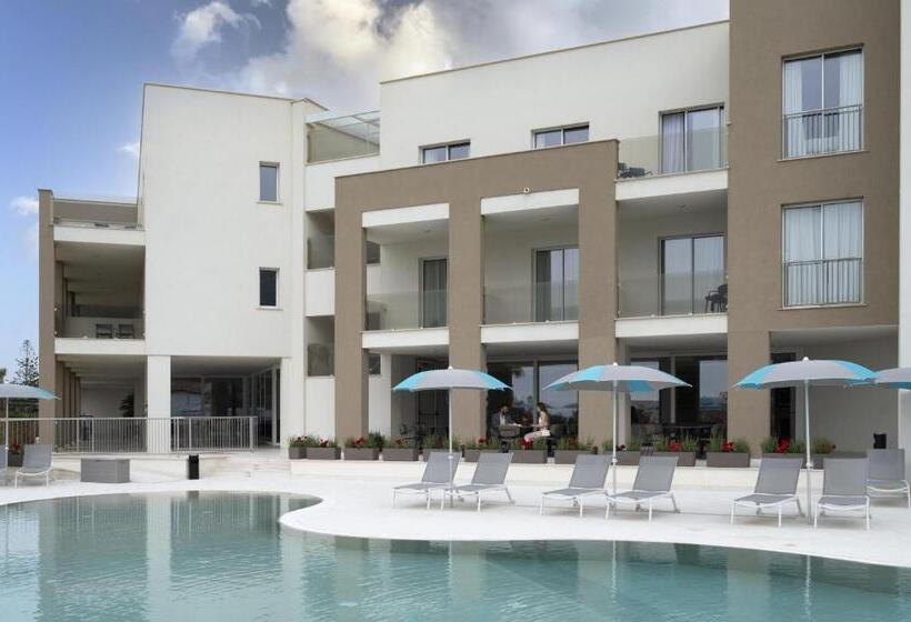 هتل Resort La Battigia Beach & Spa