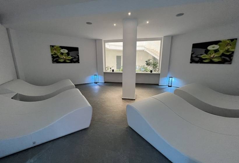 هتل Resort La Battigia Beach & Spa