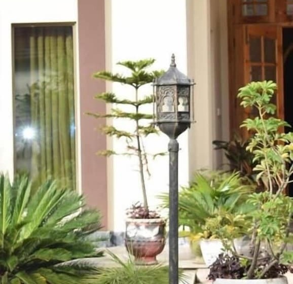 هتل Royal Emirates Residence