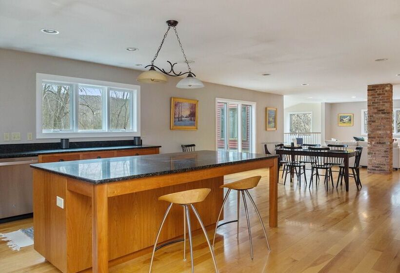 פנסיון River House In The Heart Of Middlebury