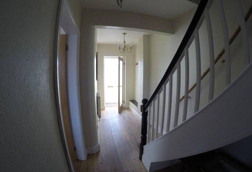 דירת נופש Beautiful And Spacious House In North Wales, Uk