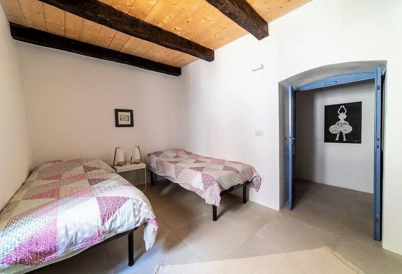 住所  Casa Mimi Garden With A View Cuglieri Sardinia