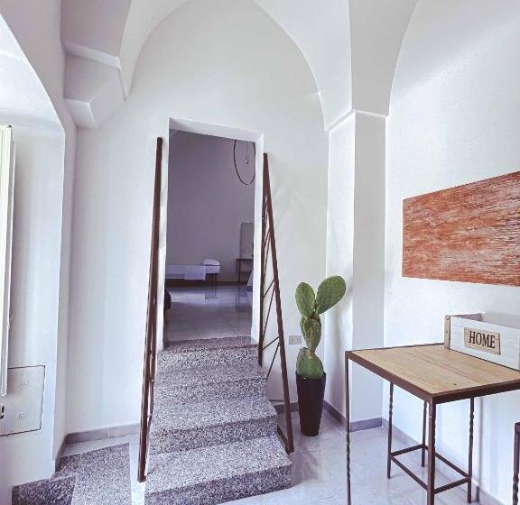 هتل Albergo Diffuso Cortellenica