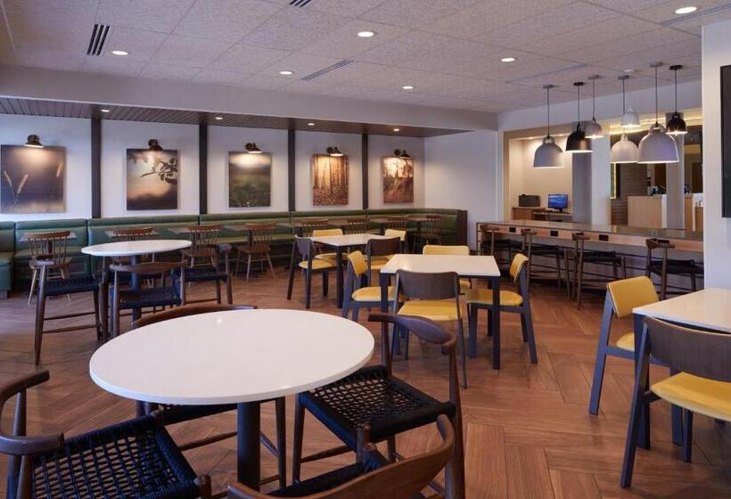 هتل Fairfield By Marriott Inn & Suites Palmdale West