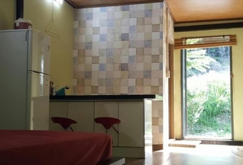 پانسیون Andong Lux Glamping And Farm