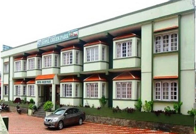 پانسیون Green Park Grand Inn