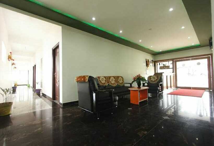 پانسیون Green Park Grand Inn