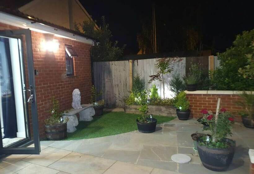 レジデンス Leading Accommodation For Bicester Village!