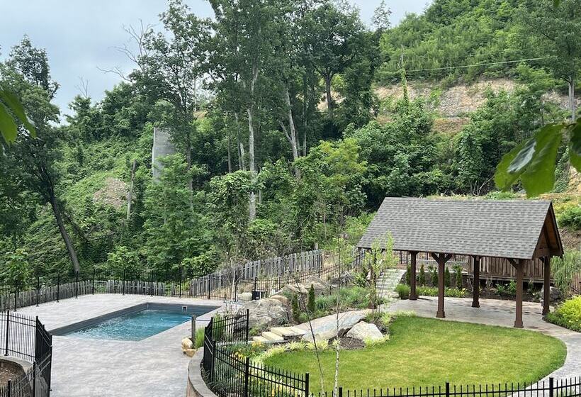 Alexas Hideaway By Jackson Mountain Rentals