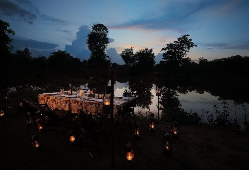 リゾートホテル Bandhavgarh Meadows