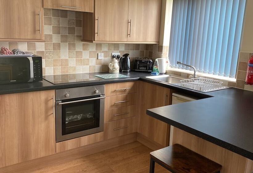 Luxury Dog Friendly Cottage Sleeps 4