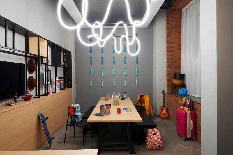 هتل Moxy Manchester City
