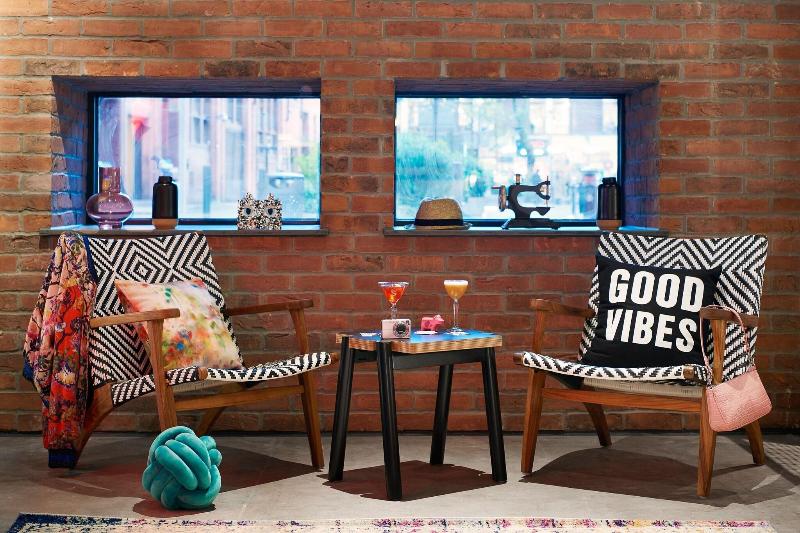 هتل Moxy Manchester City