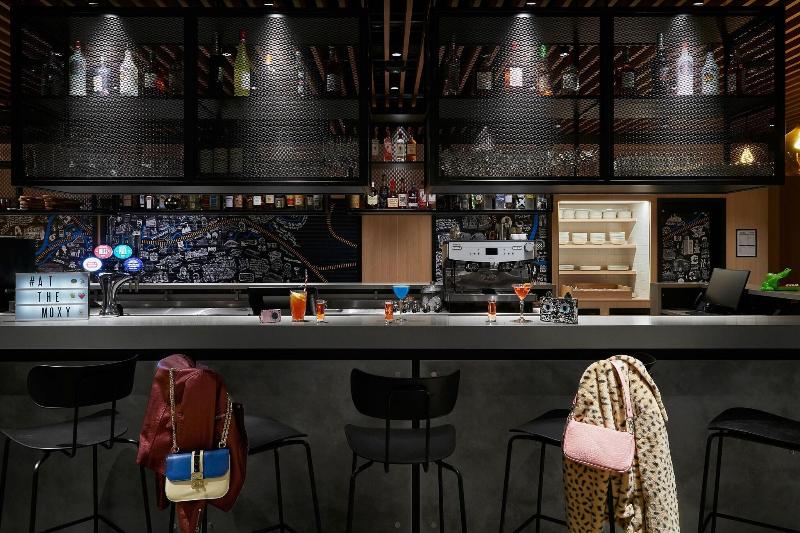 هتل Moxy Manchester City