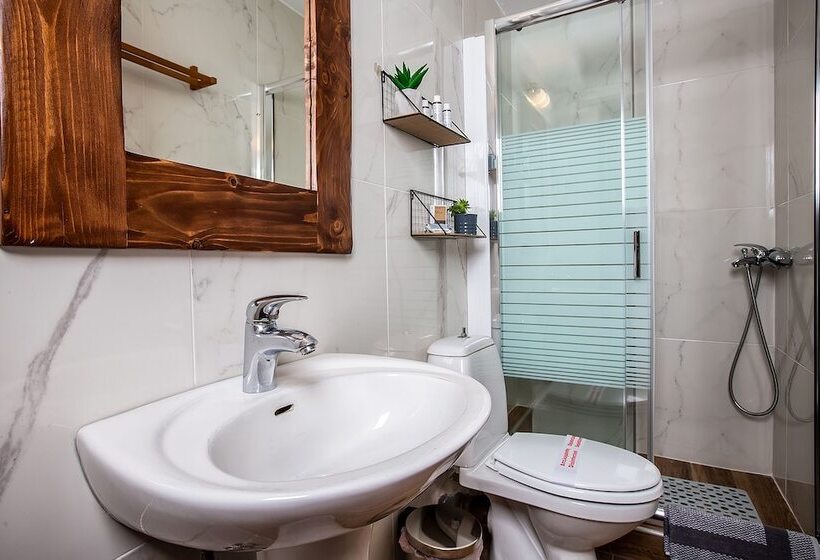پانسیون La Noi Guesthouse