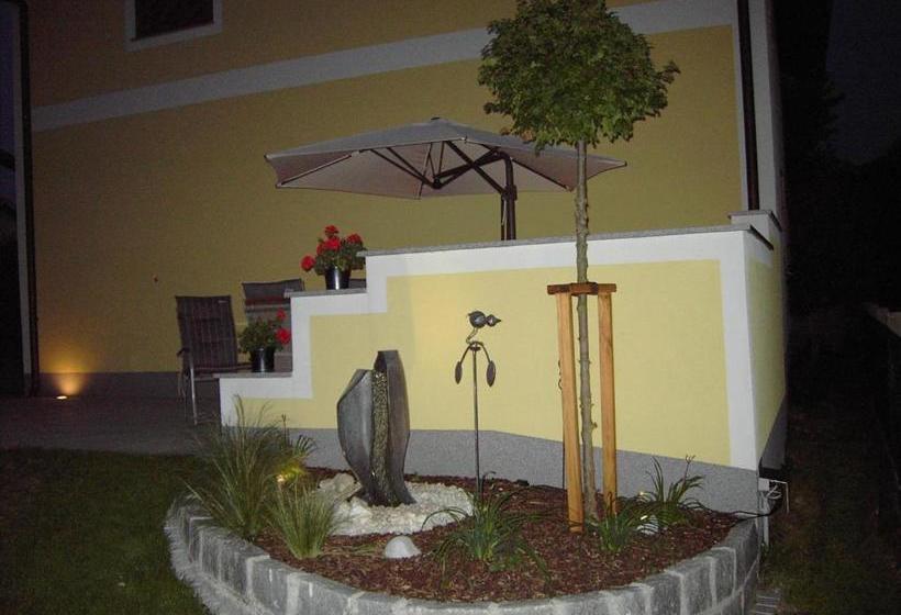 ベッドアンドブレックファースト Frühstückspension Kibler