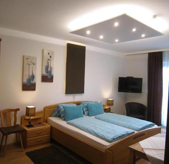 住宿加早餐  Frühstückspension Kibler