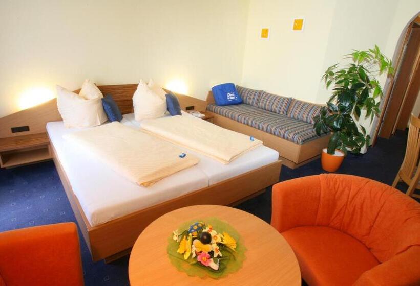 تختخواب و صبحانه Garni Oasis Loipersdorf
