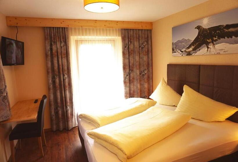 تختخواب و صبحانه Pension Haid