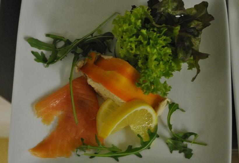 تختخواب و صبحانه Pension Haid