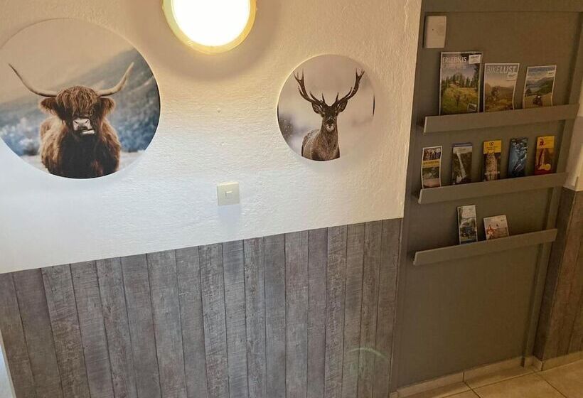 مبيت وإفطار Pension Adlerhorst