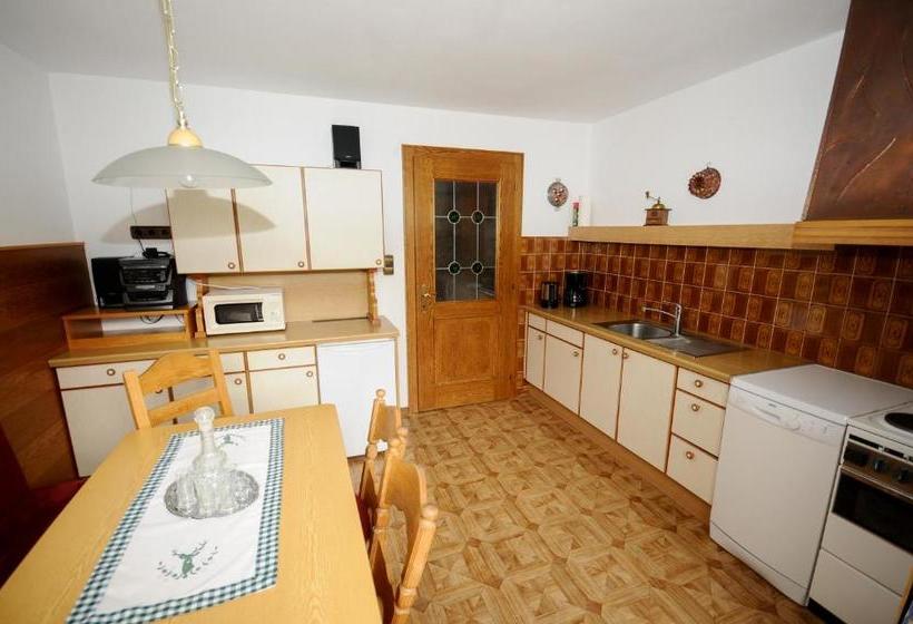 هتل Ferienhaus Gundolf Peter