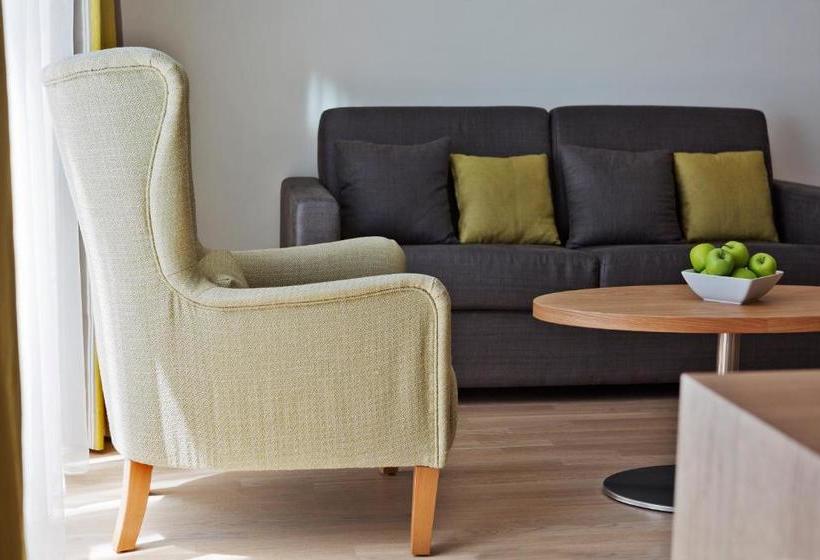 ホテル Gesundheits Gugerbauer