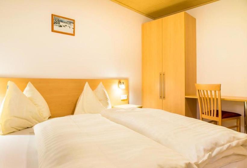 בית מלון כפרי Hansalagut