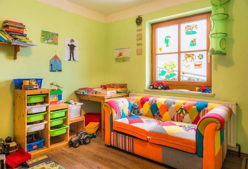 בית מלון כפרי Hansalagut