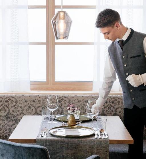 Juffing Hotel & Spa