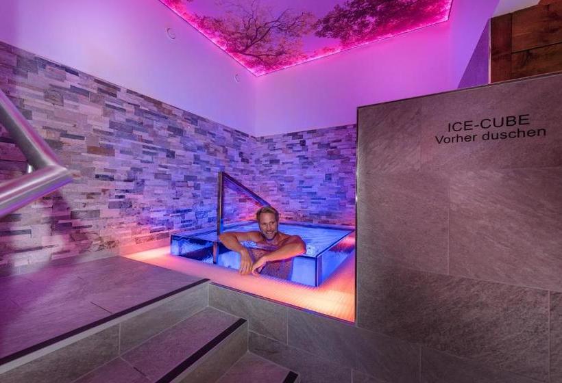 Отель Winzer Wellness & Kuscheln