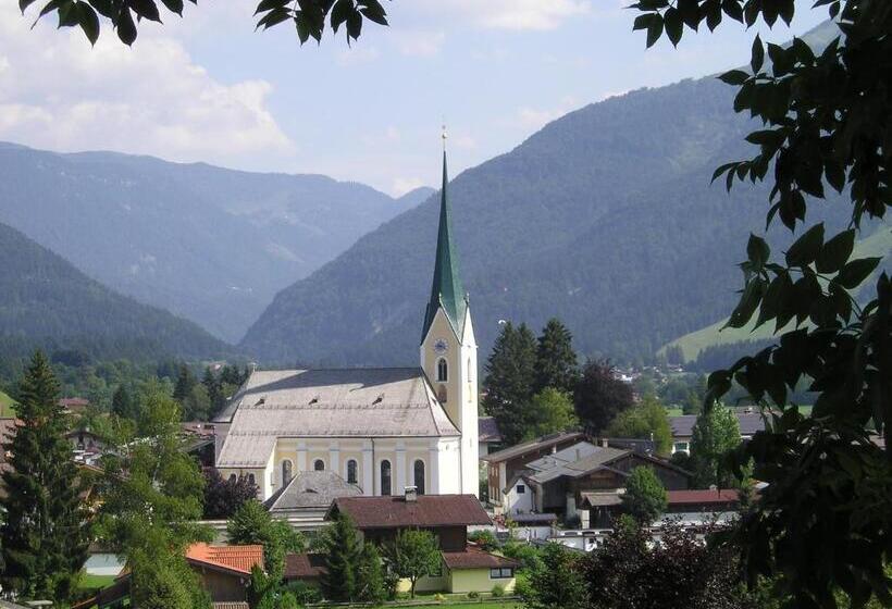 بنسيون Landgasthof Dorfstadl
