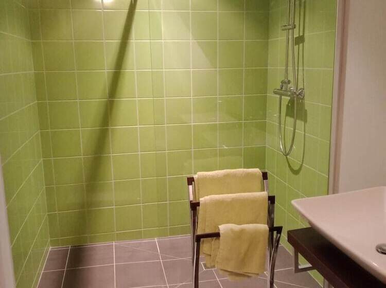 בית מלון כפרי Château Du Breuil