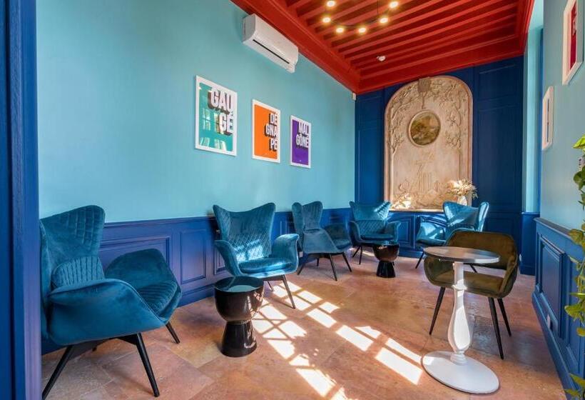 هتل Ibis Styles Dijon Sud Domaine De Beauregard 21600 Longvic