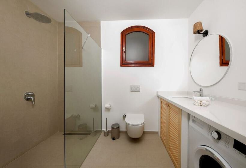هتل Kale Suites