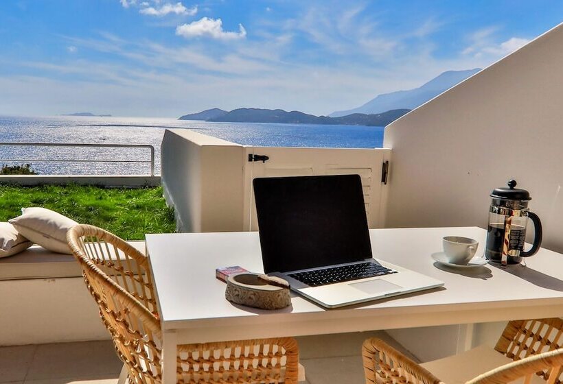 هتل Kale Suites