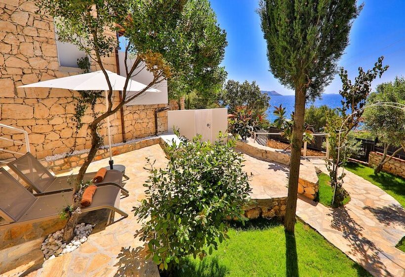 هتل Kale Suites