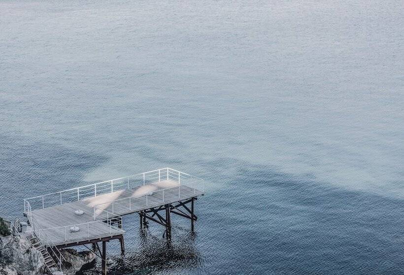 Ray Hotel Corfu