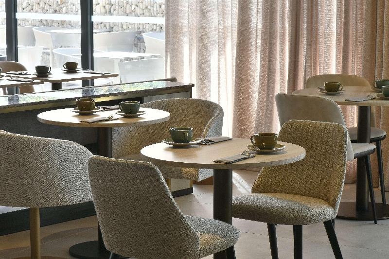 هتل Golden Tulip Reims