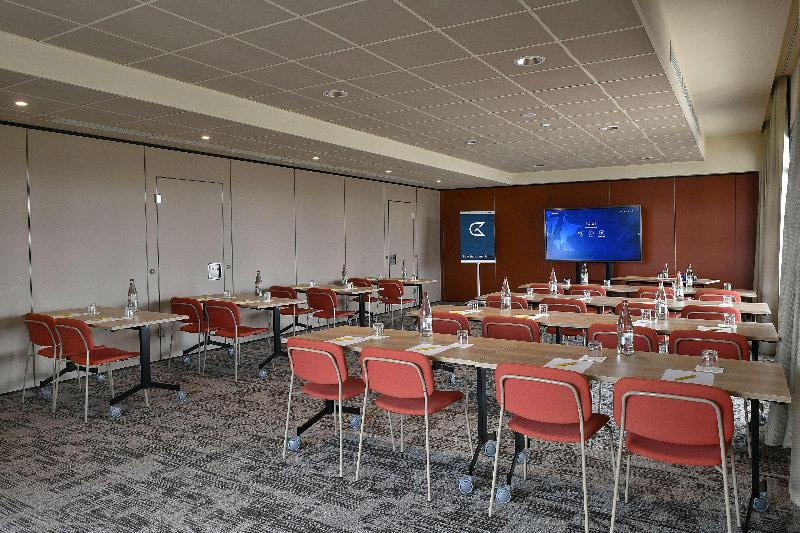 בית מלון כפרי Golden Tulip Reims