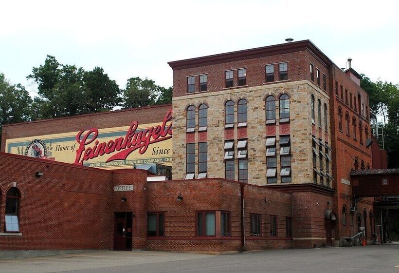 Northwoods Motels