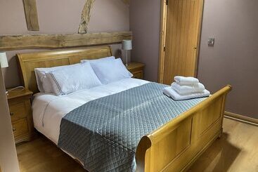 اقامتگاه Beautiful Secluded 2 Bed Barn With Woodfire Hottub